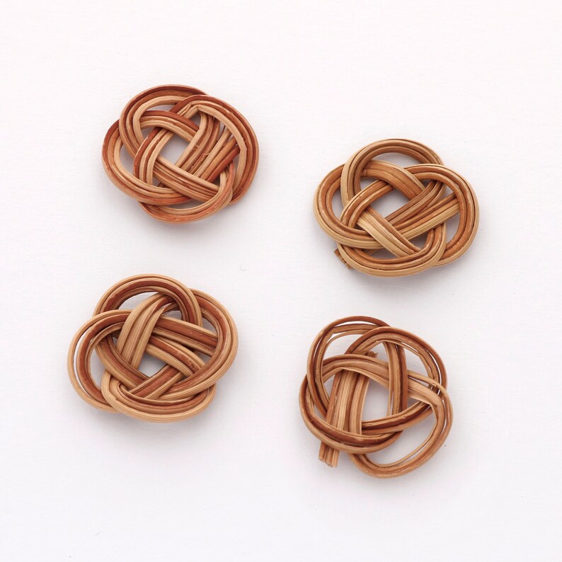 4pcs Natural Rattan Wood, Flower Wooden Charms Handwoven Circle Findings Woven Boho Jewelry Making Blanks