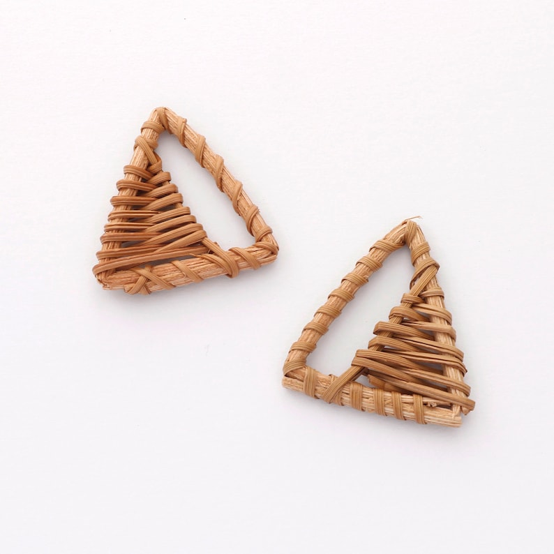 4pcs Natural Rattan Wood, Triangle Wooden Charms Handwoven Circle Findings Woven Boho Jewelry Making Blanks