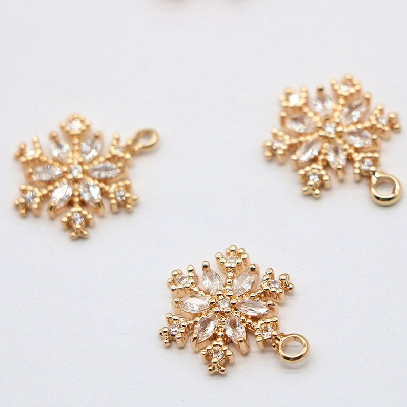 10pcs Snowflake 14mm cz pave charm, Snowflake bracelet necklace pendant, pave charm, real gold plated over brass