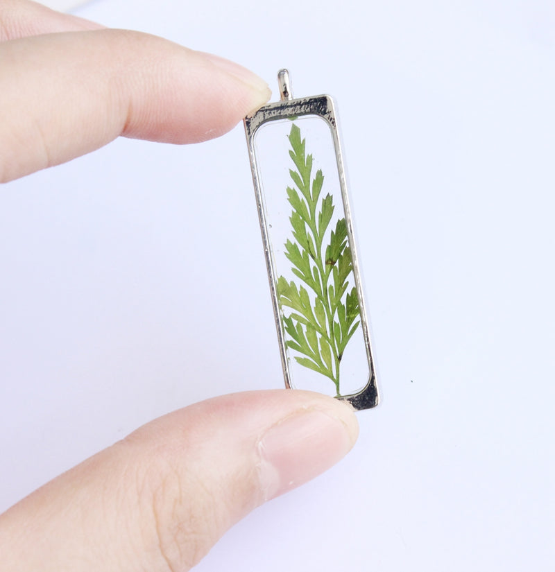 1pcs Handmade Rectangular Resin Leaves pressed flower pendant necklace