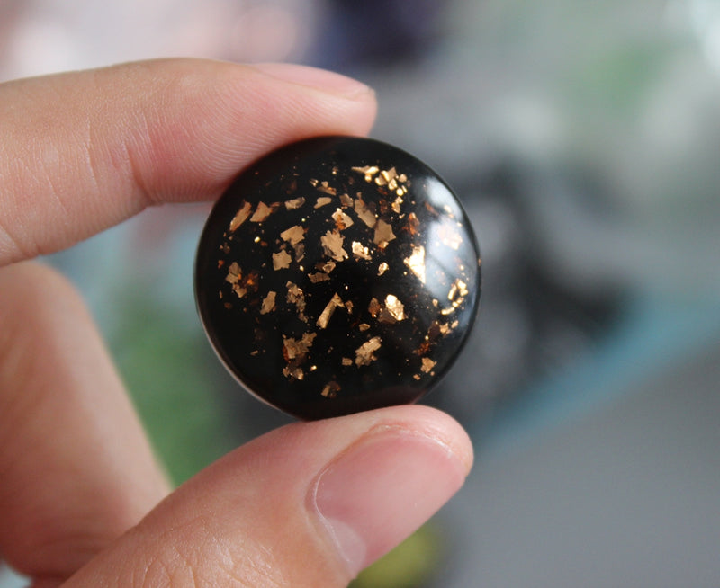 2pcs Handmade Resin 25mm Resin Gold foil pendant