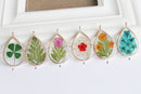 1pcs  Teardrop Resin pressed flower pendant necklace, Real dried flower jewelry