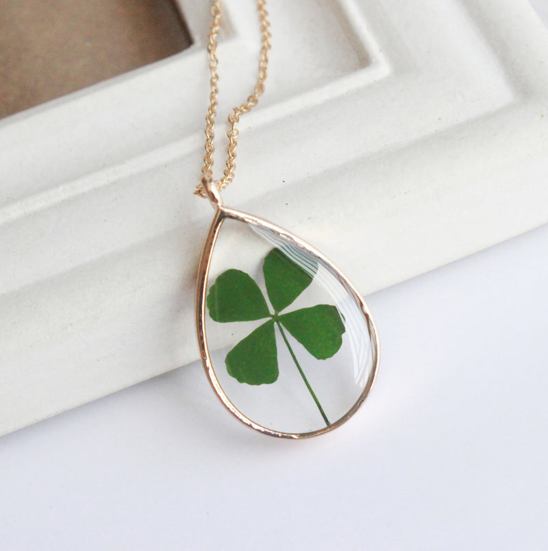 1pcs  Handmade Teardrop Four leaf clover pressed flower pendant jewelry