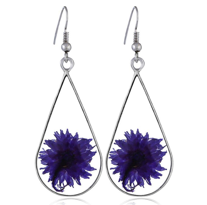 Handmade resin dried flower earrings