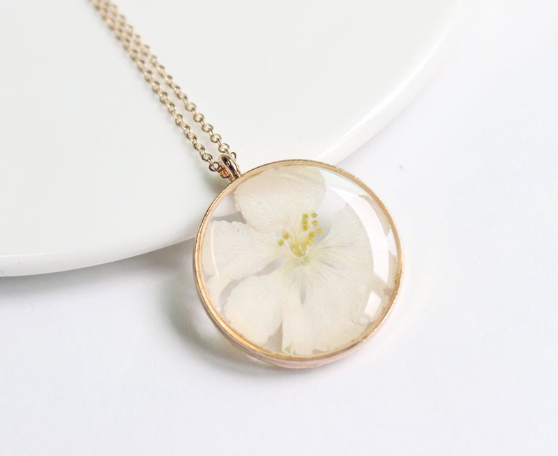 1pcs Handmade white swallow pressed flower pendant necklace jewelry