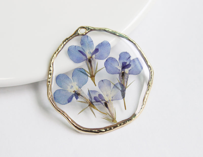 42mm Pressed flower necklace