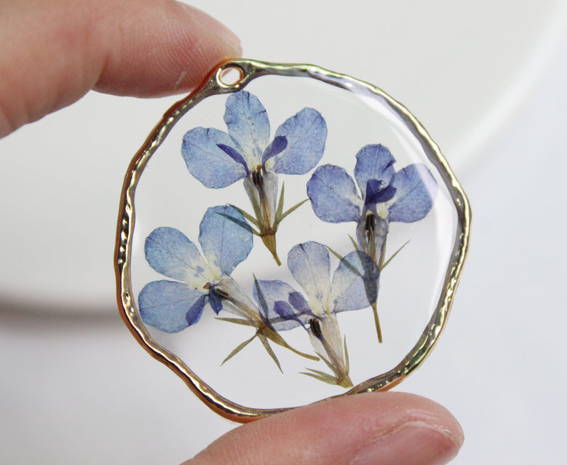 42mm Pressed flower necklace