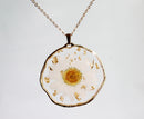 1pcs Handmade Crystal chrysanthemum and gold leaf pressed flower pendant necklace jewelry