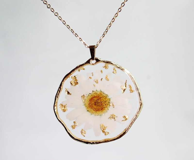 1pcs Handmade Crystal chrysanthemum and gold leaf pressed flower pendant necklace jewelry