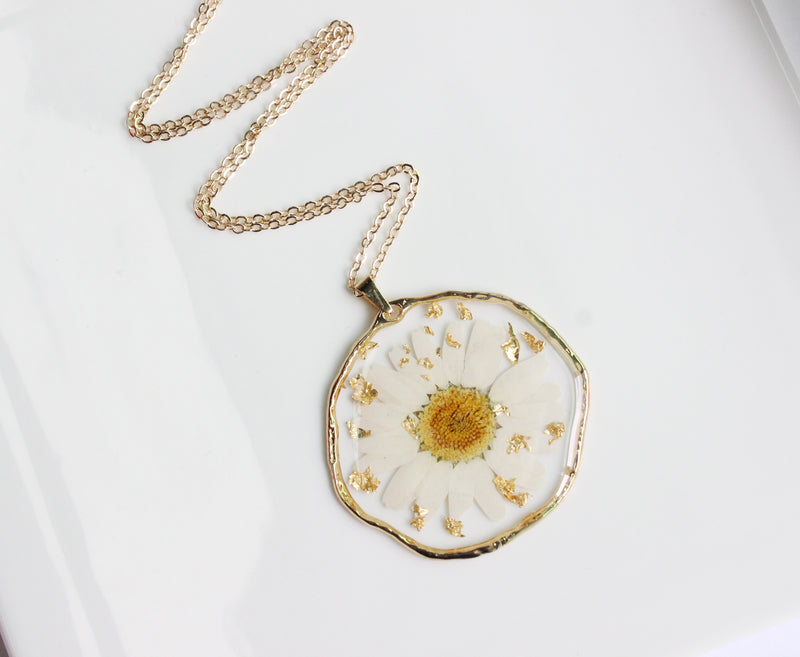 1pcs Handmade Crystal chrysanthemum and gold leaf pressed flower pendant necklace jewelry