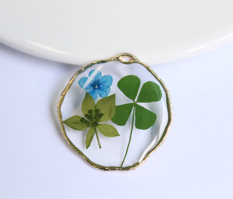 1pcs Handmade Four-leaf clover forget-me-not pressed flower pendant jewelry