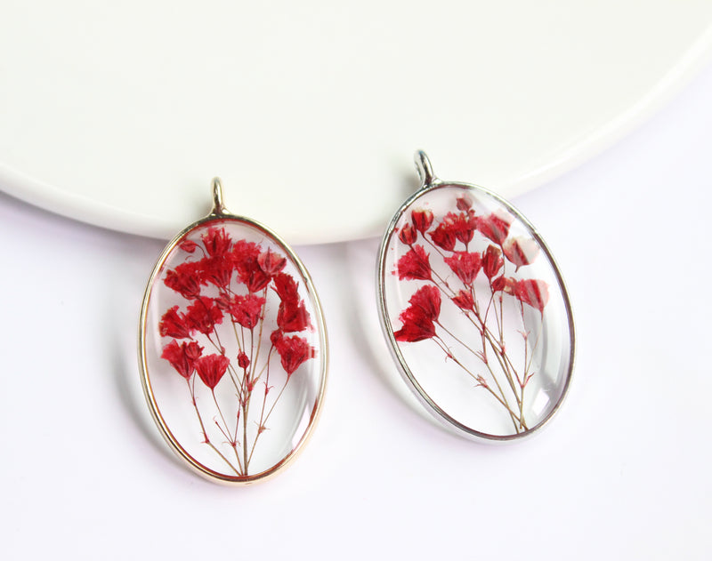 1pcs  Handmade Resin Red gypsophila pressed flower pendant necklace 39x22mm