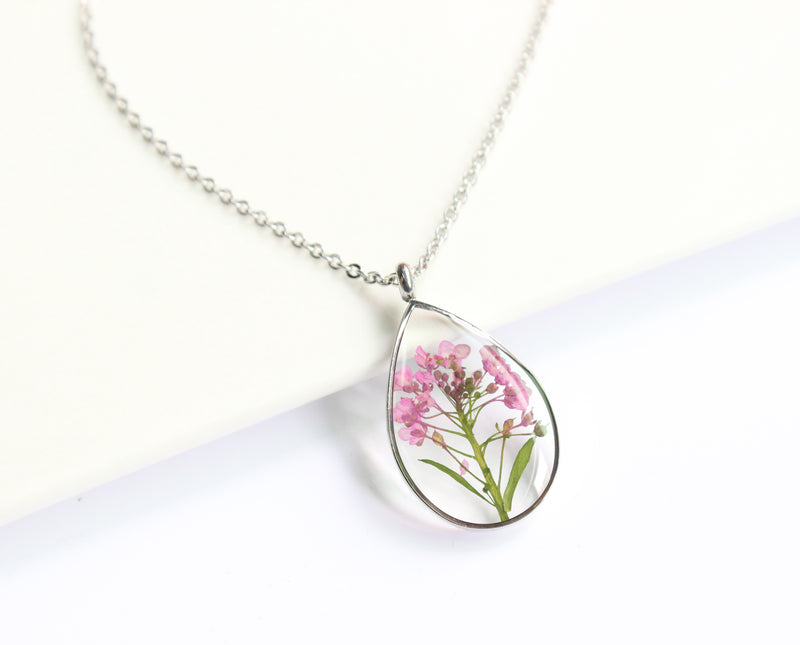 1pcs  Teardrop Resin pressed flower pendant necklace, Real dried flower jewelry