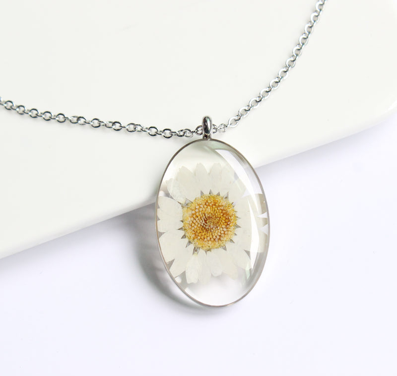 1pcs Handmade flower jewelry,Chrysanthemum Oval  pressed flower pendant necklace